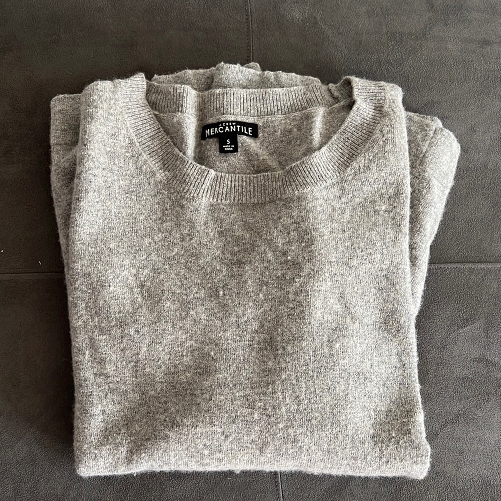 Grey crew neck sweater